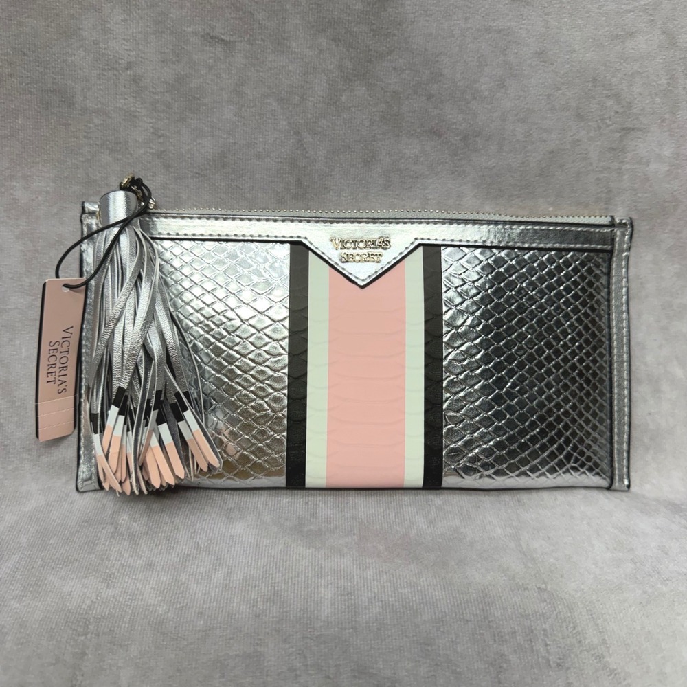 Victoria's Secret Clutch Women OS Silver Pink Snakeskin Tassel Wristlet Bag